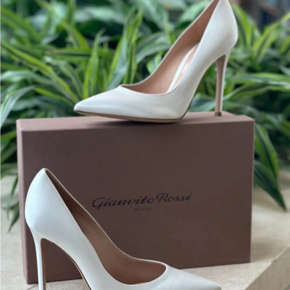 Gianvito Rossi White Satin Pumps Size 37 - Picture 4 of 4